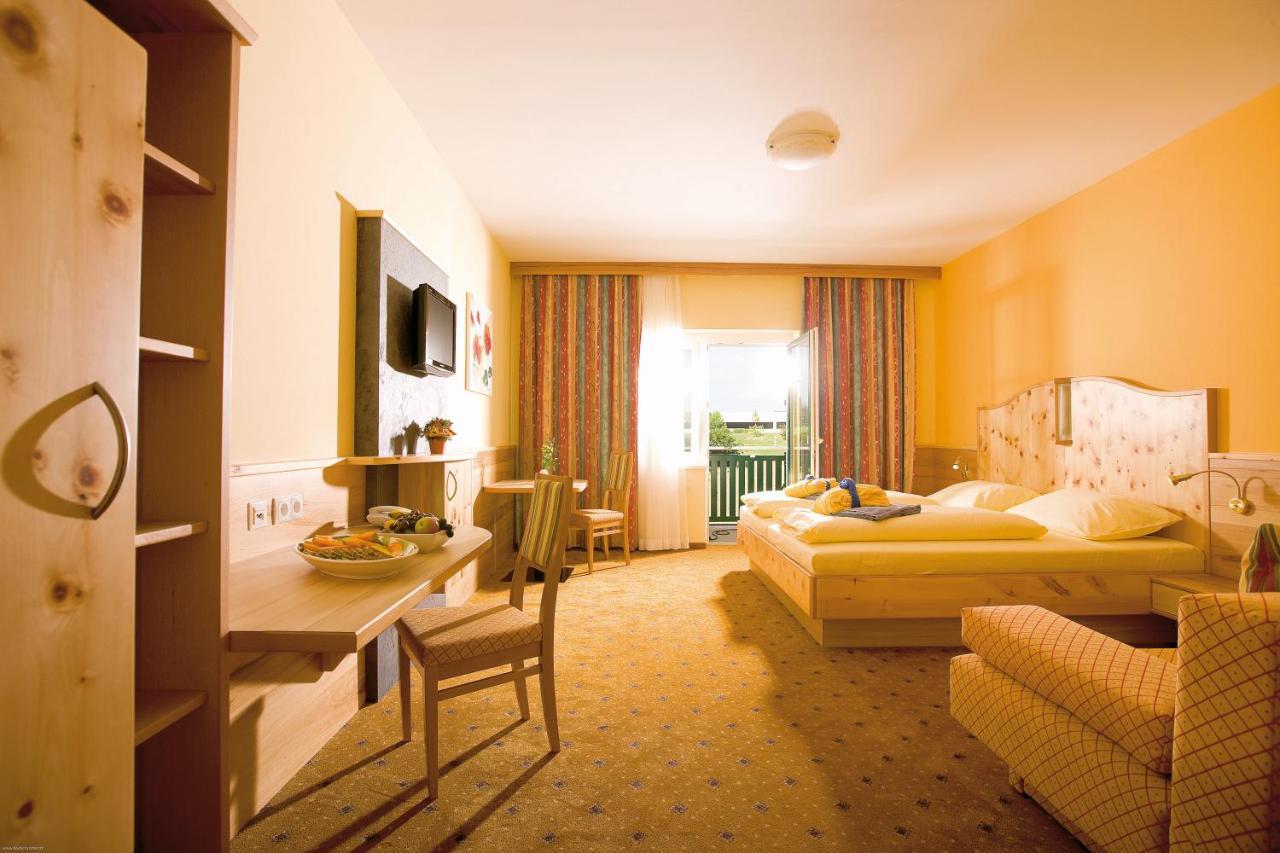 Thermenhotel Puchasplus ชเตเกอร์สบาค ภายนอก รูปภาพ